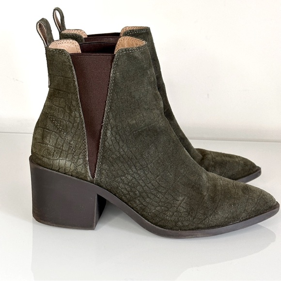 Steve Madden Audience Olive Boot 8.5 Croc Embossed Suede Block Heel Pointy Toe - Picture 5 of 11